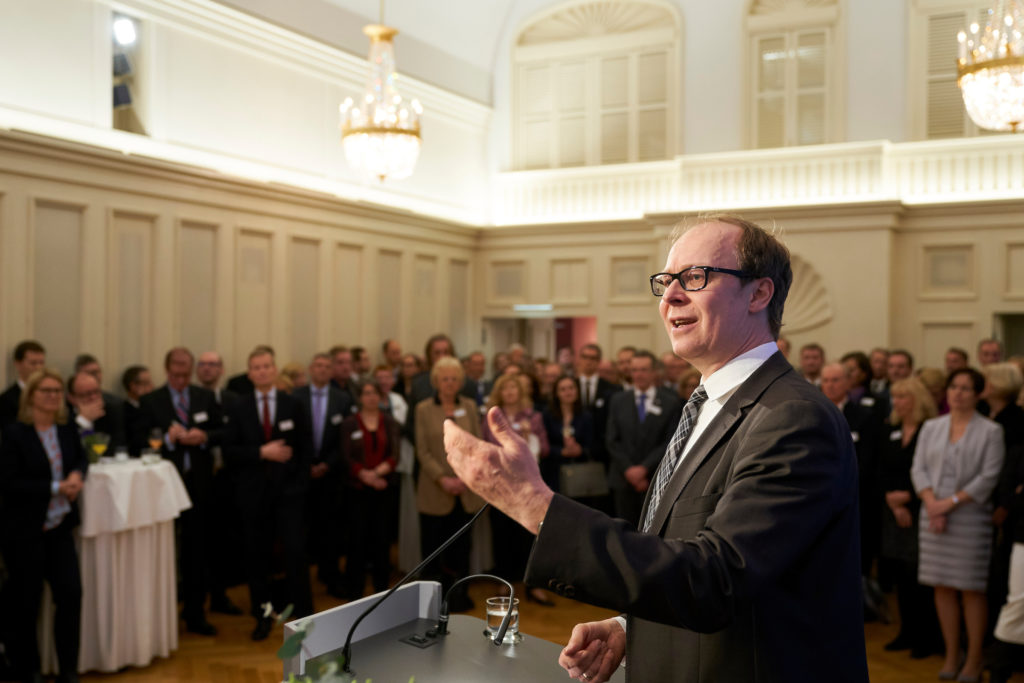 Festredner des BFB-Neujahrsempfangs 2018, Prof. Dr. Justus Haucap, Direktor des Düsseldorf Institute für Competition Economics (DICE). © BFB/Henning Schacht